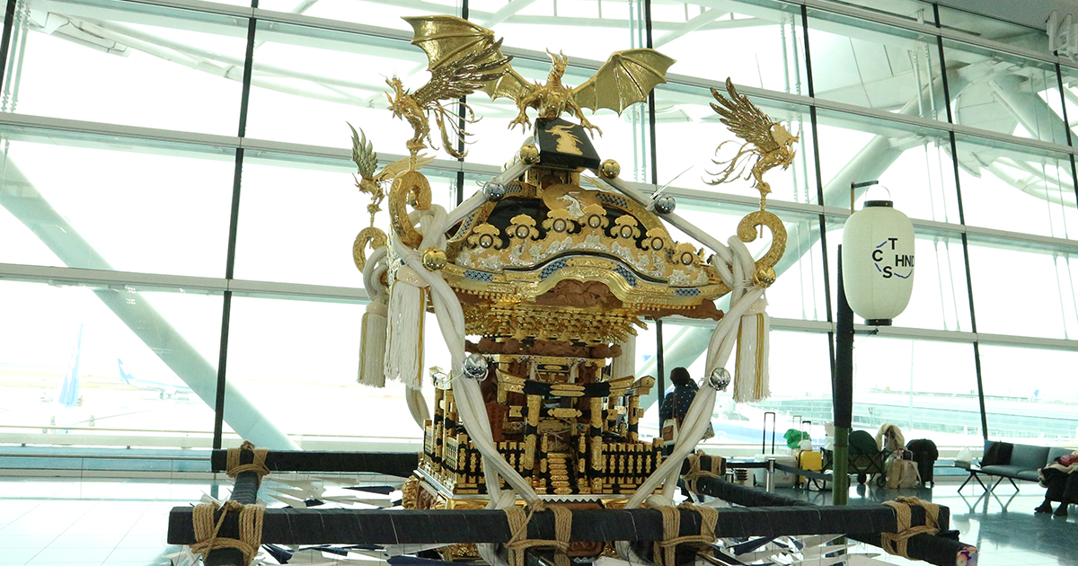 Tokyo Creative Salon 2024」サイゲームス神輿が羽田空港に登場